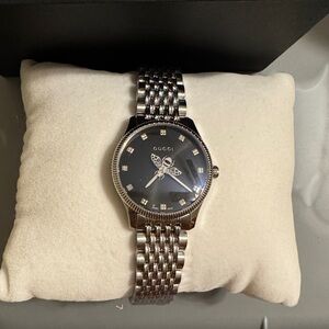 Gucci Black and Silver Women's Bee Watch